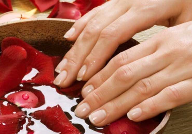 Manicure in Doh